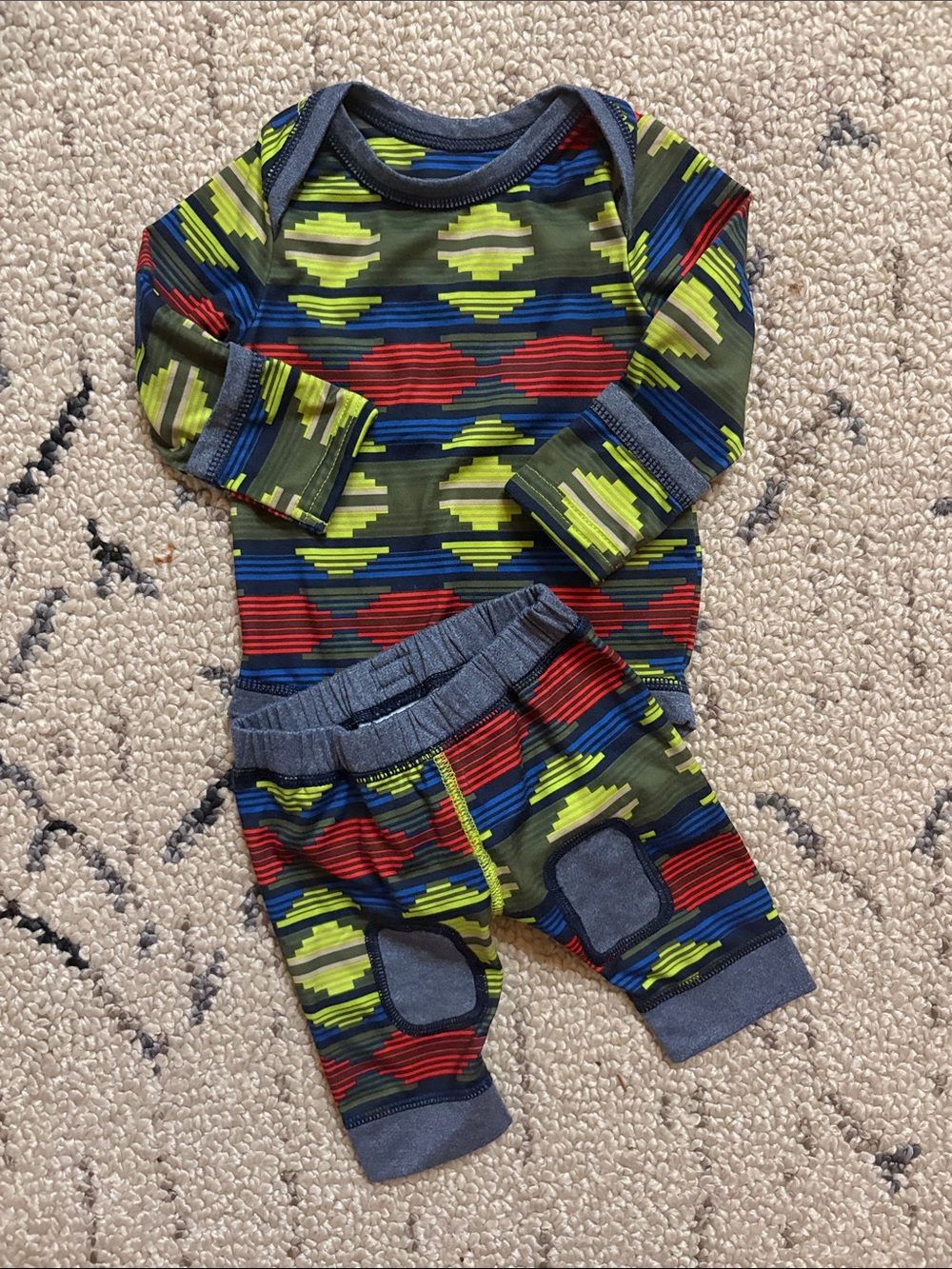 Patagonia kids base layer (new born )